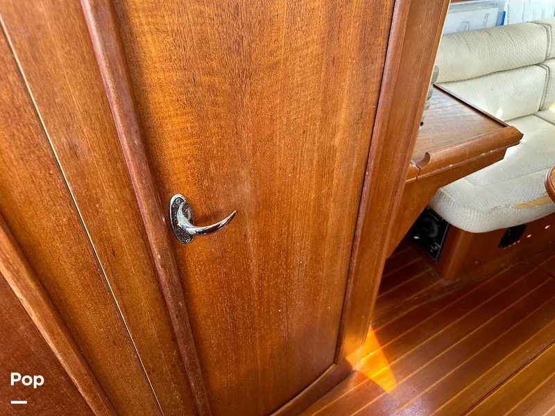 Slide: The Image of Hunter 326 Cruiser 2002 - 14889404