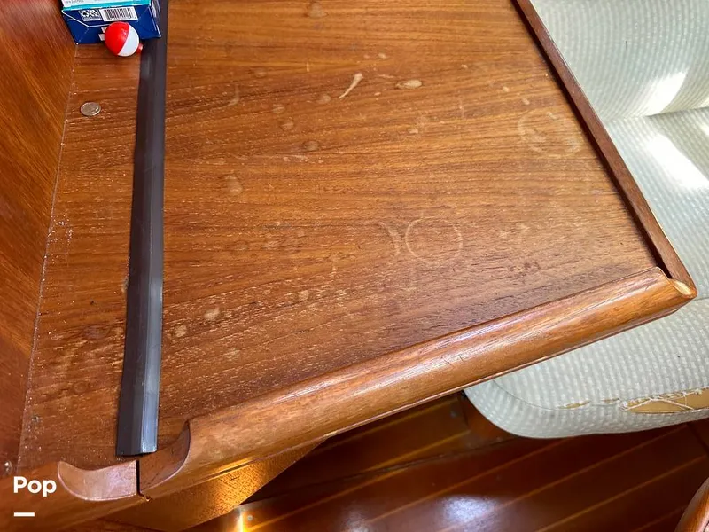 Slide: The Image of Hunter 326 Cruiser 2002 - 14889418