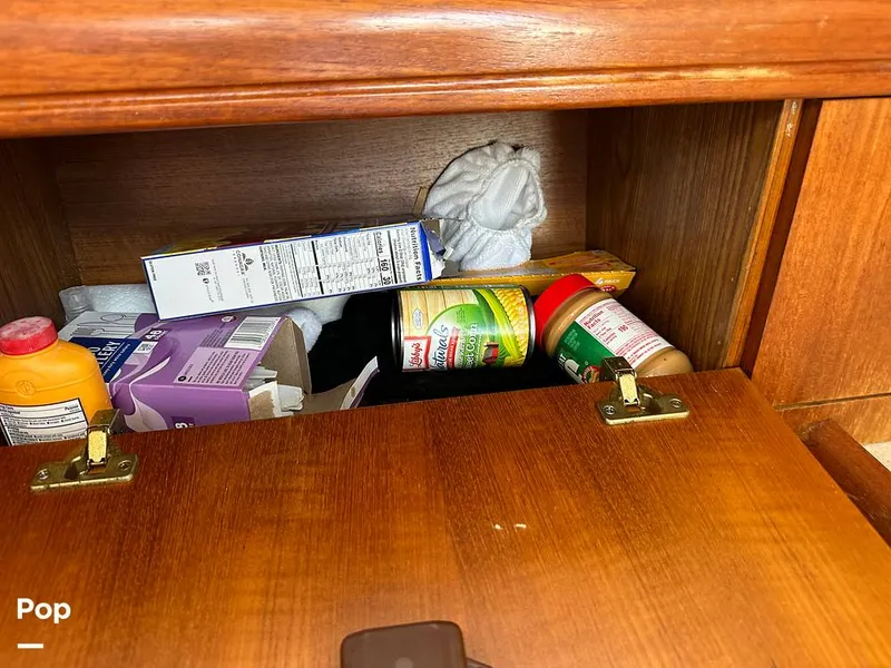 Slide: The Image of Hunter 326 Cruiser 2002 - 14889423