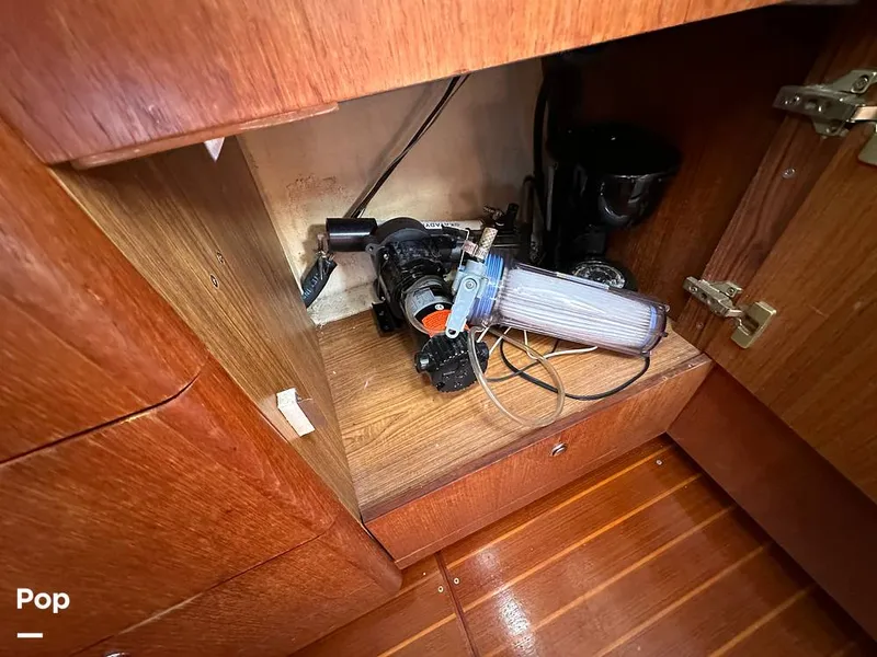 Slide: The Image of Hunter 326 Cruiser 2002 - 14889442