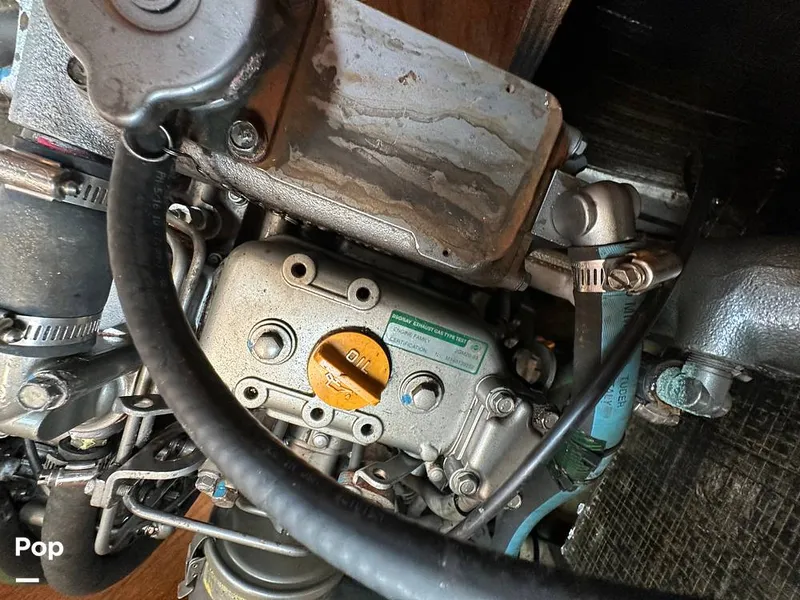 Slide: The Image of Hunter 326 Cruiser 2002 - 14889452