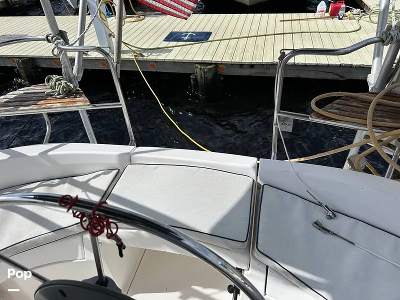 Slide: The Image of Hunter 326 Cruiser 2002 - 14889295