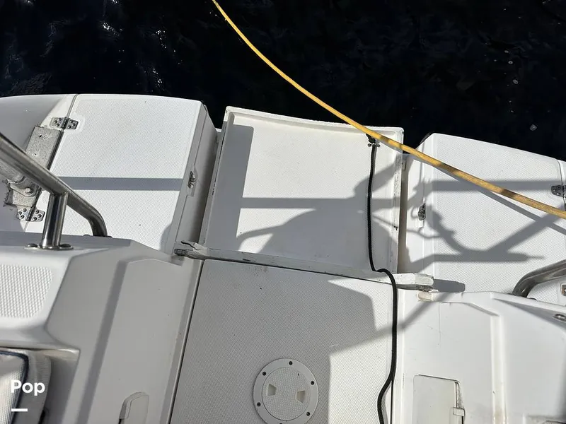 Slide: The Image of Hunter 326 Cruiser 2002 - 14889299