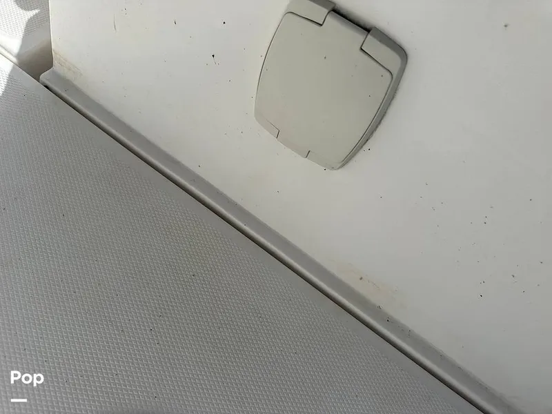 Slide: The Image of Hunter 326 Cruiser 2002 - 14889312