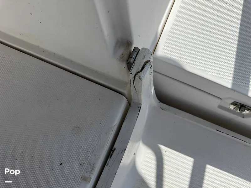 Slide: The Image of Hunter 326 Cruiser 2002 - 14889315