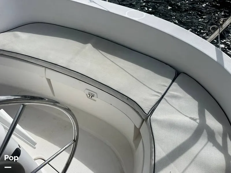 Slide: The Image of Hunter 326 Cruiser 2002 - 14889317