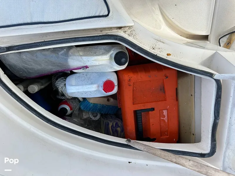 Slide: The Image of Hunter 326 Cruiser 2002 - 14889323