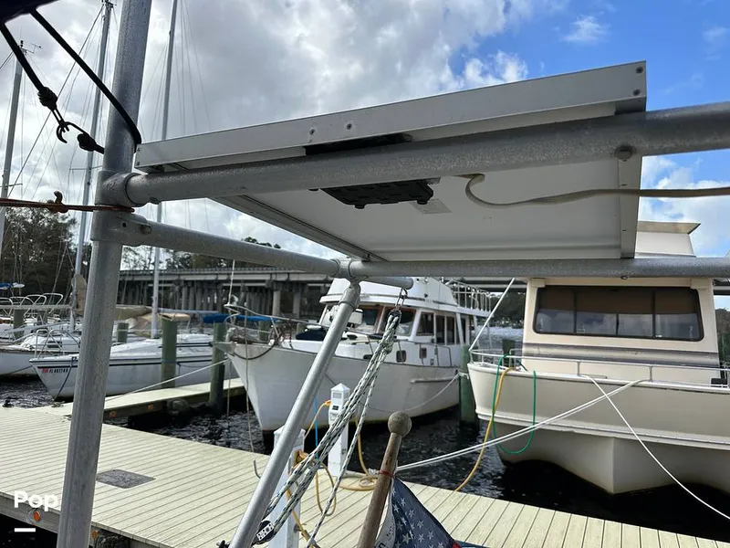 Slide: The Image of Hunter 326 Cruiser 2002 - 14889325