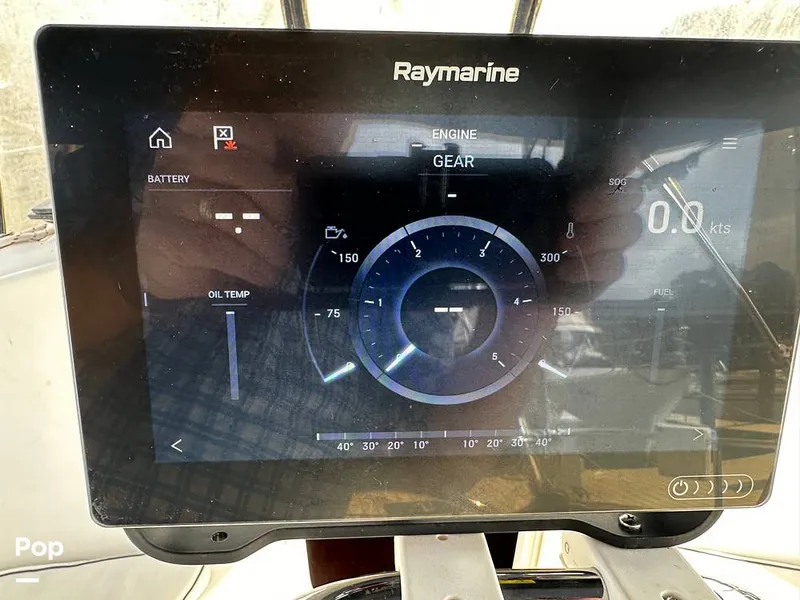 Slide: The Image of Hunter 326 Cruiser 2002 - 14889344