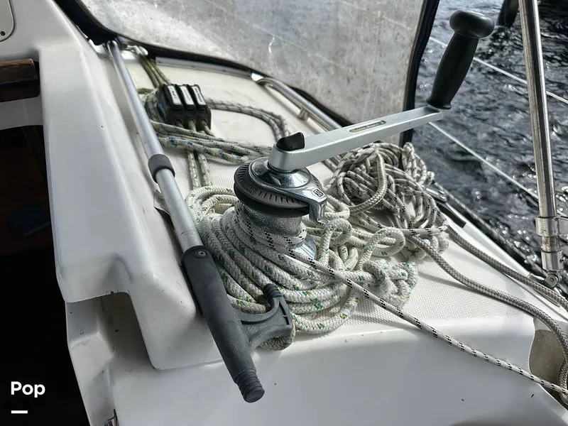 Slide: The Image of Hunter 326 Cruiser 2002 - 14889351