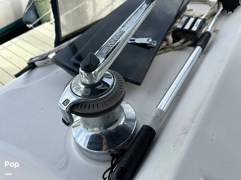 Slide: The Image of Hunter 326 Cruiser 2002 - 14889358