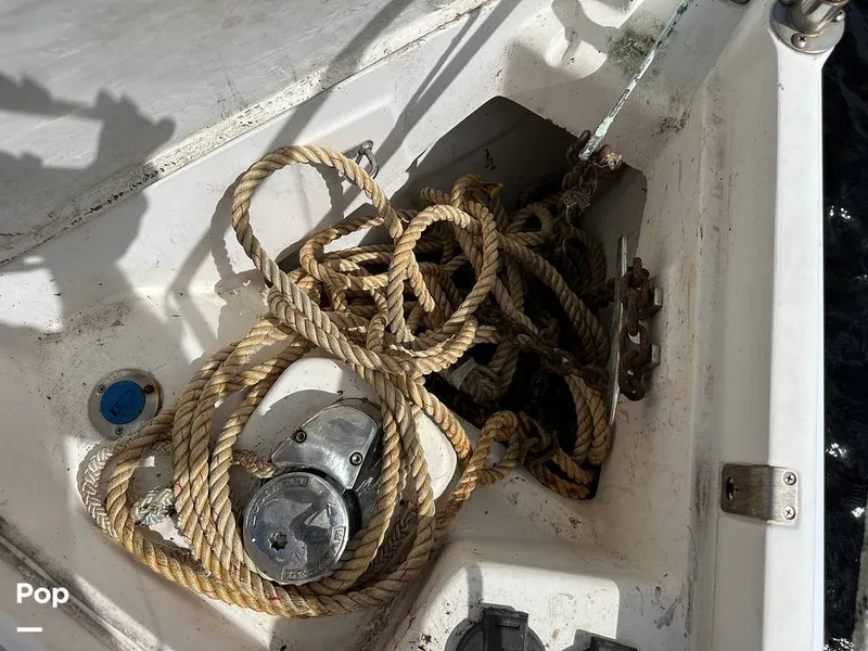 Slide: The Image of Hunter 326 Cruiser 2002 - 14889370