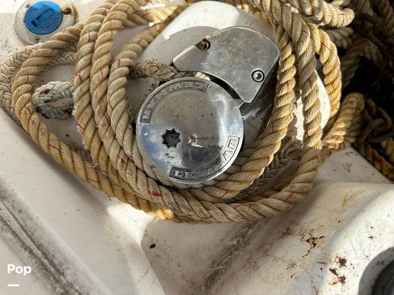 Slide: The Image of Hunter 326 Cruiser 2002 - 14889371