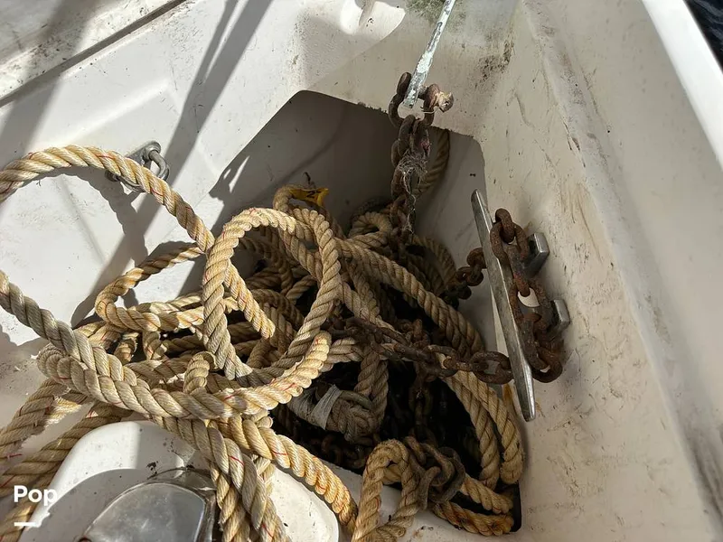 Slide: The Image of Hunter 326 Cruiser 2002 - 14889374