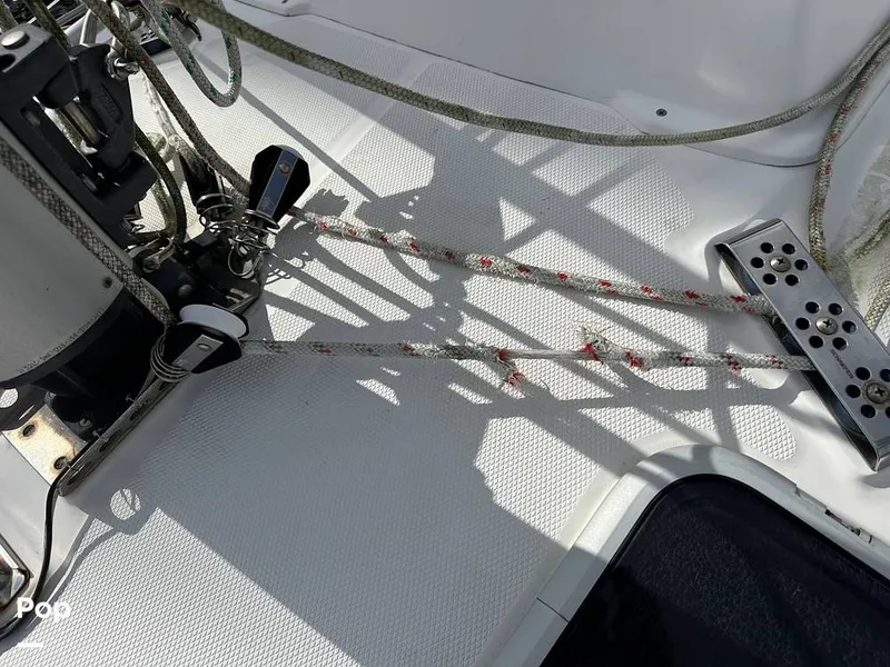 Slide: The Image of Hunter 326 Cruiser 2002 - 14889378