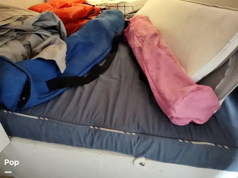 Slide: The Image of V Berth - 13804762