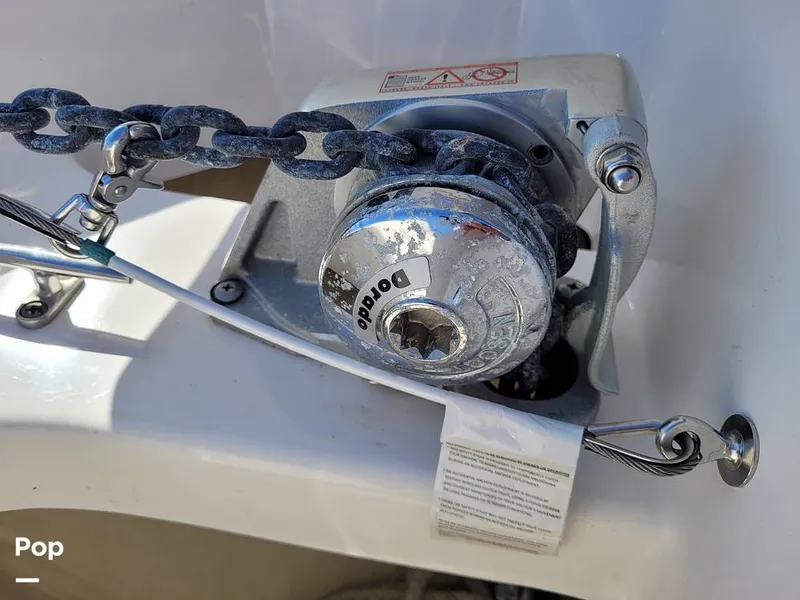 Slide: The Image of Robalo R242 Explorer 2022 - 13920636