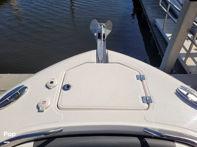Slide: The Image of Robalo R242 Explorer 2022 - 13922147