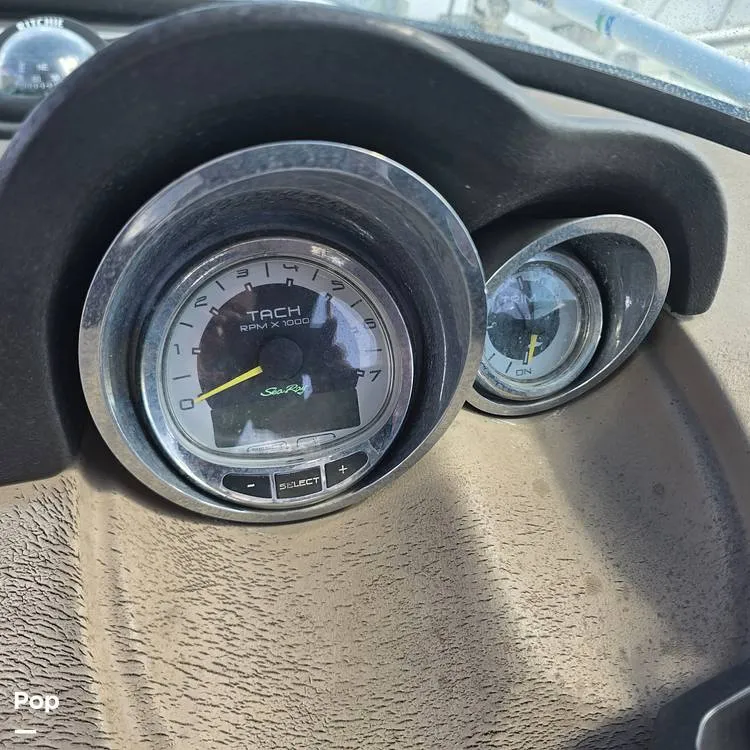 Slide: The Image of Sea Ray 260 Sundeck 2012 - 14708497