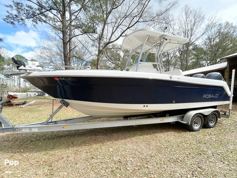 Slide: The Image of Robalo R260 2013 - 13875616