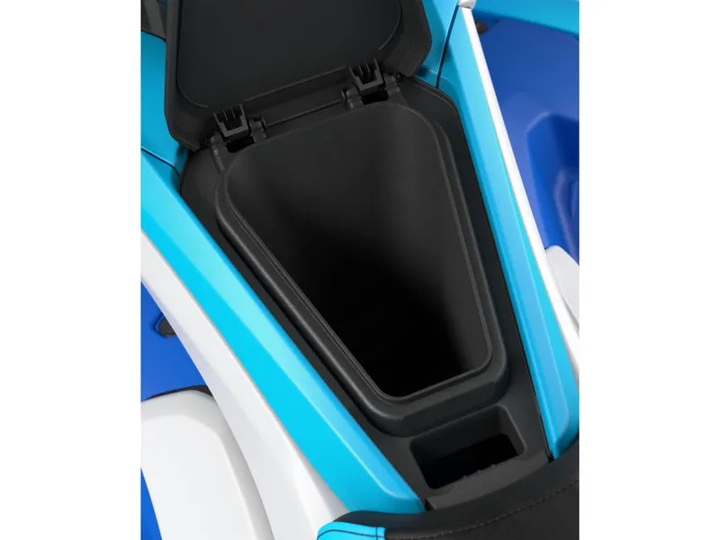 Slide: The Image of Yamaha JetBlaster DLX 2-Up 2026 - 6