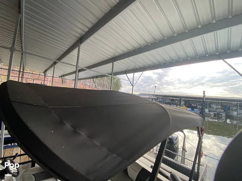 Slide: The Image of Misty Harbor Viaggio L25s 2022 - 13874410