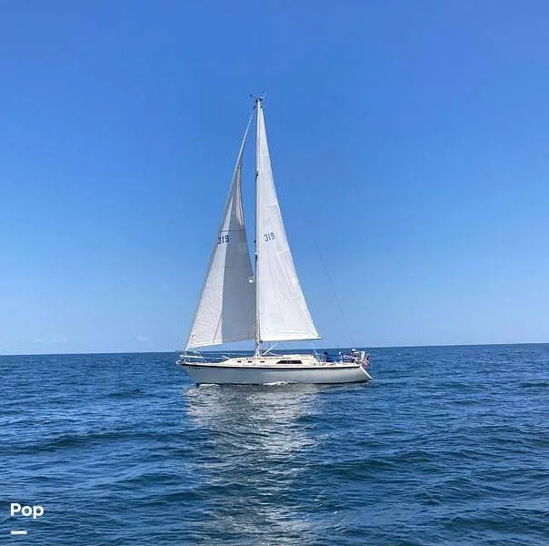 Slide: The Image of O'Day 35 1985 - 13836583