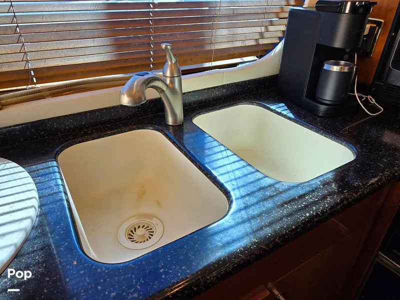 Slide: The Image of Carver Yachts 570 Voyager Pilothouse 2001 - 14966748
