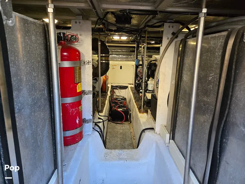 Slide: The Image of Carver Yachts 570 Voyager Pilothouse 2001 - 14966892