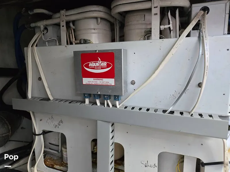 Slide: The Image of Carver Yachts 570 Voyager Pilothouse 2001 - 14966700