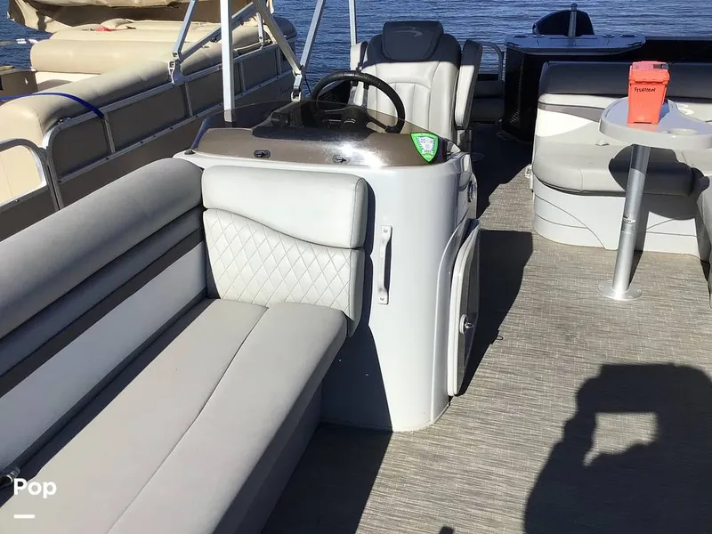 Slide: The Image of Bennington 22S 2022 - 14830161