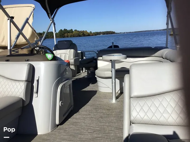 Slide: The Image of Bennington 22S 2022 - 14830207