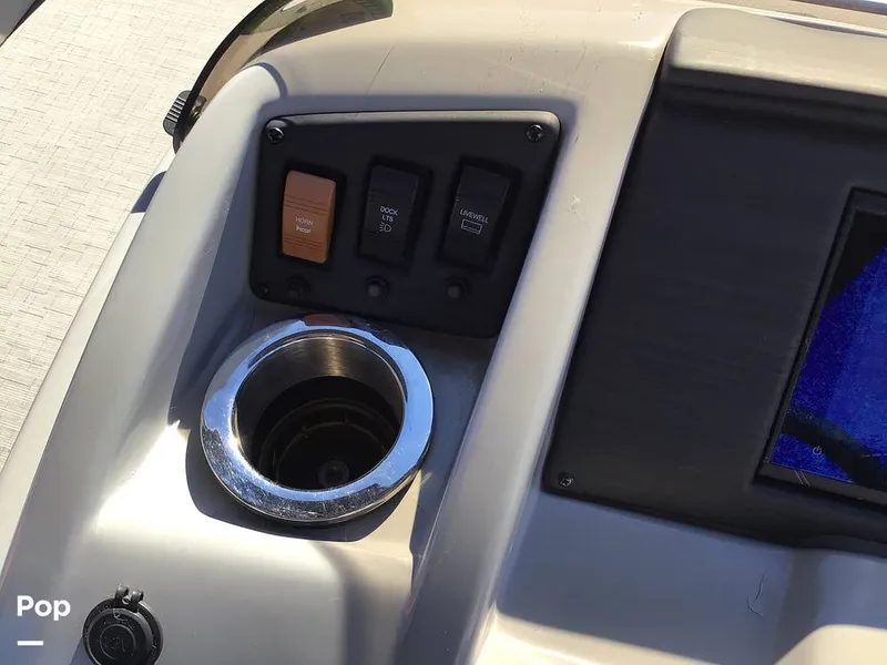 Slide: The Image of Bennington 22S 2022 - 14830167