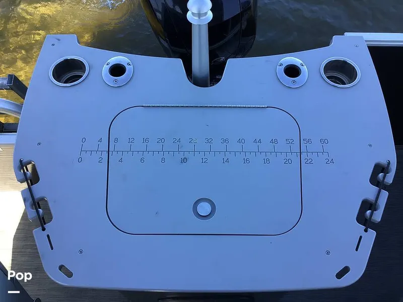 Slide: The Image of Bennington 22S 2022 - 14830185