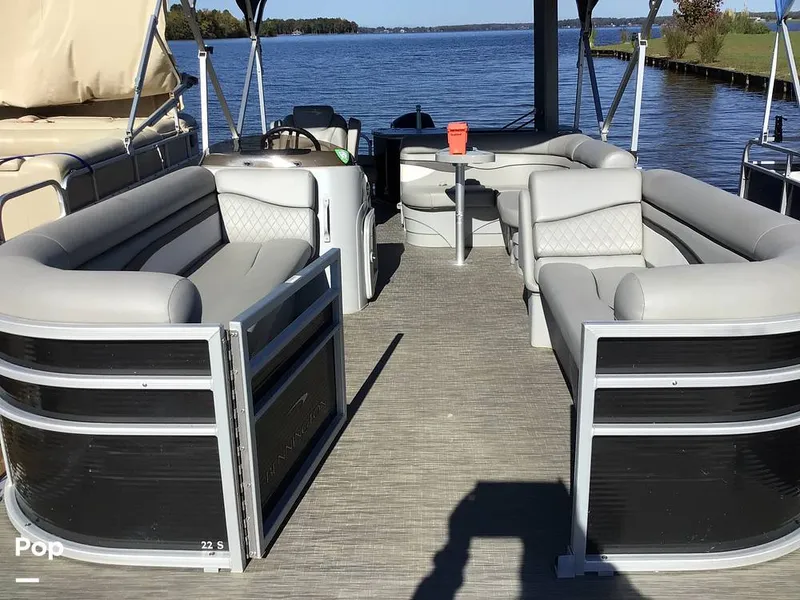 Slide: The Image of Bennington 22S 2022 - 14830154