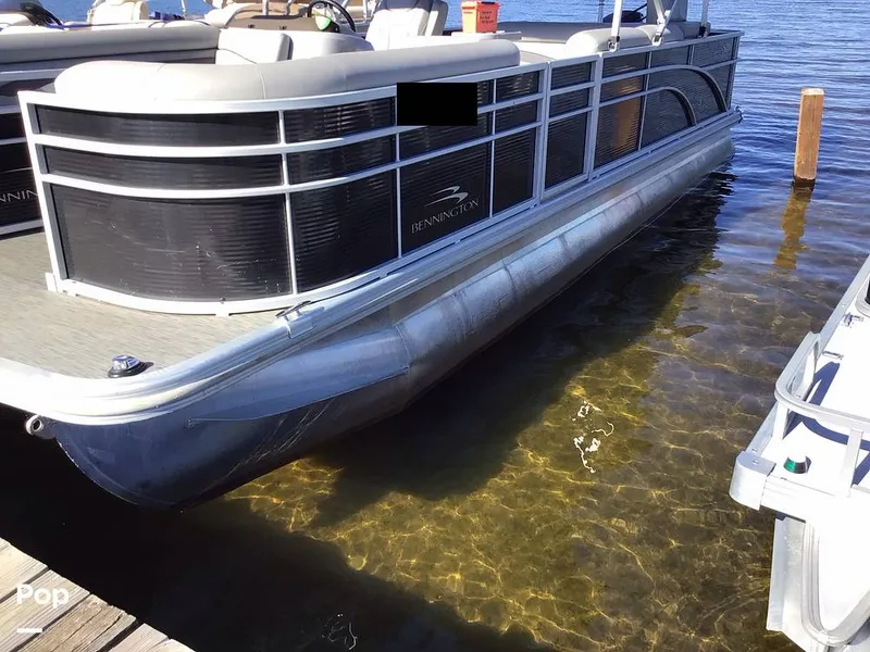 Slide: The Image of Bennington 22S 2022 - 14830156