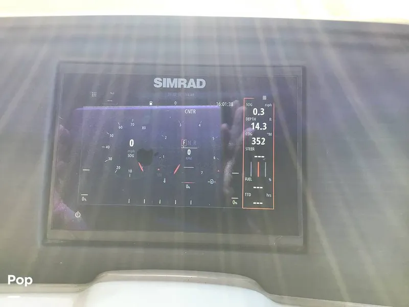 Slide: The Image of Bennington 22S 2022 - 14836113