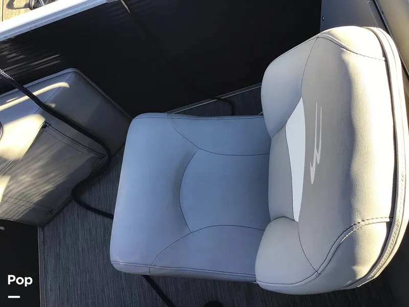 Slide: The Image of Bennington 22S 2022 - 14836123