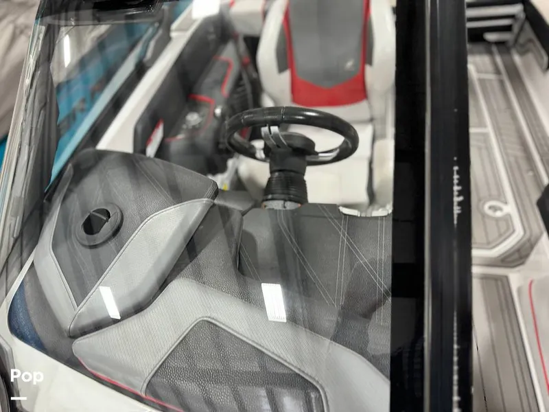 Slide: The Image of Nautique SUPER AIR NAUTIQUE G23 2019 - 14004879