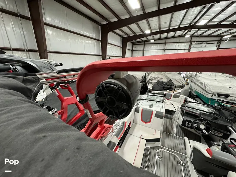 Slide: The Image of Nautique SUPER AIR NAUTIQUE G23 2019 - 14004909