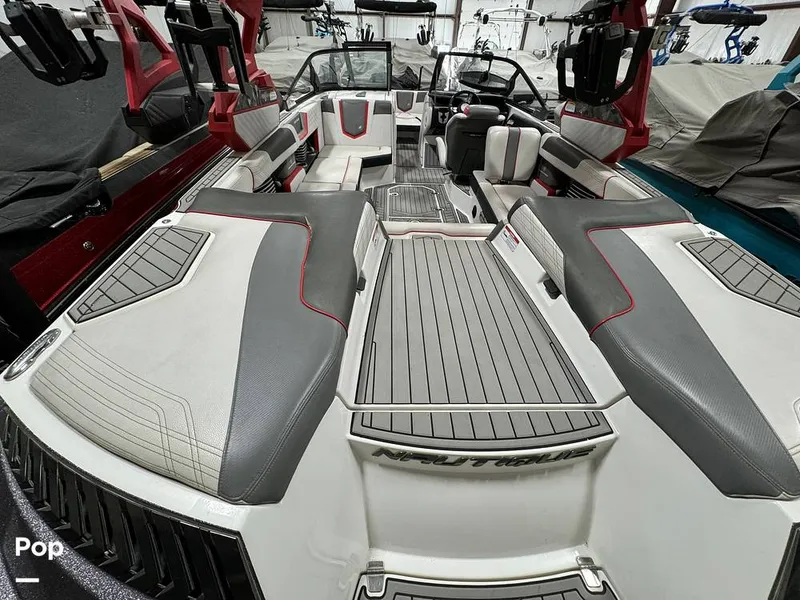 Slide: The Image of Nautique SUPER AIR NAUTIQUE G23 2019 - 14004915