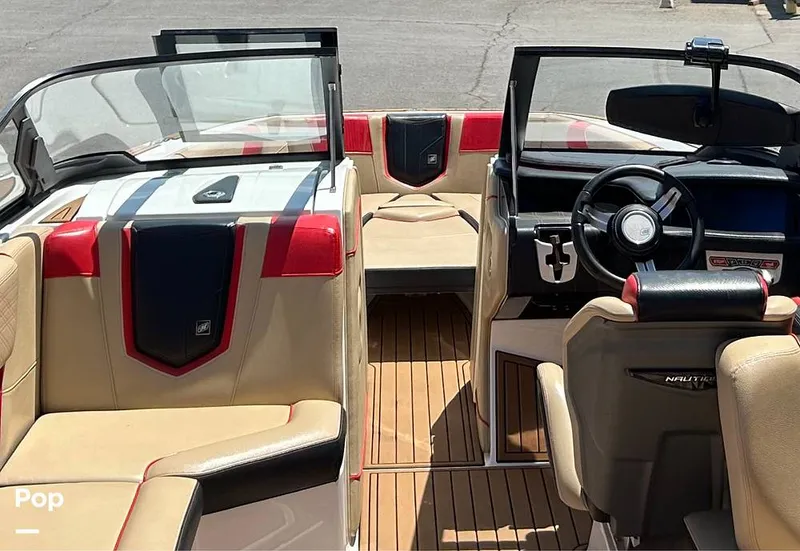 Slide: The Image of Nautique Super Air Nautique G 25 2019 - 14411336