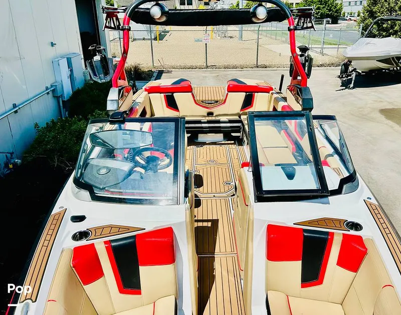 Slide: The Image of Nautique Super Air Nautique G 25 2019 - 14411334