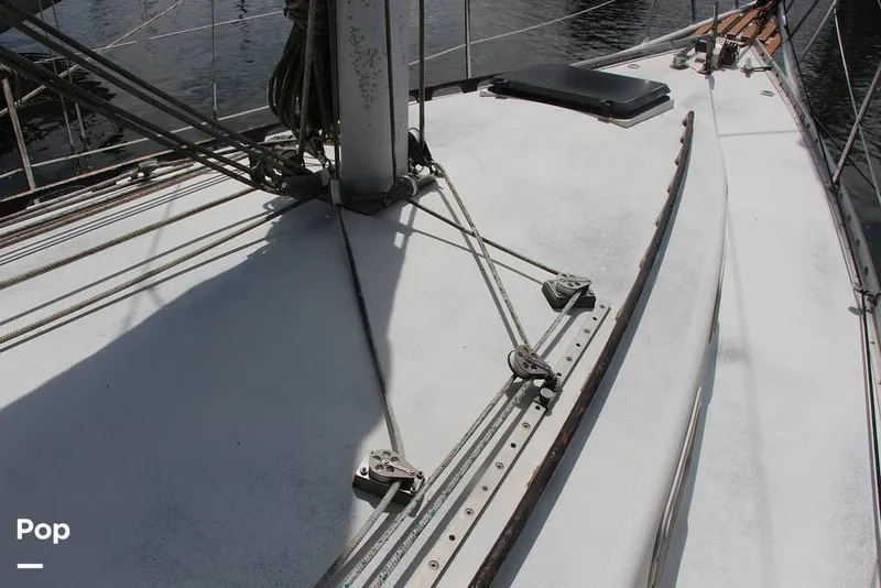 Slide: The Image of Cascade 36 Deep Keel 1974 - 14262006