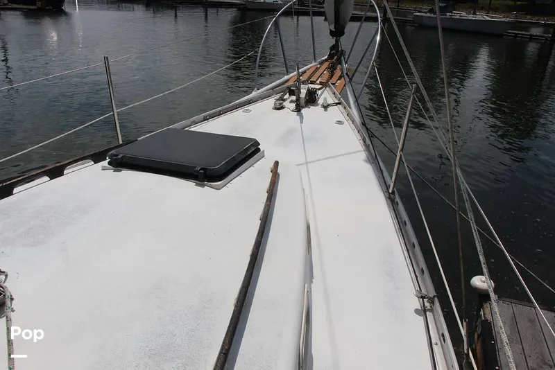 Slide: The Image of Cascade 36 Deep Keel 1974 - 14262007