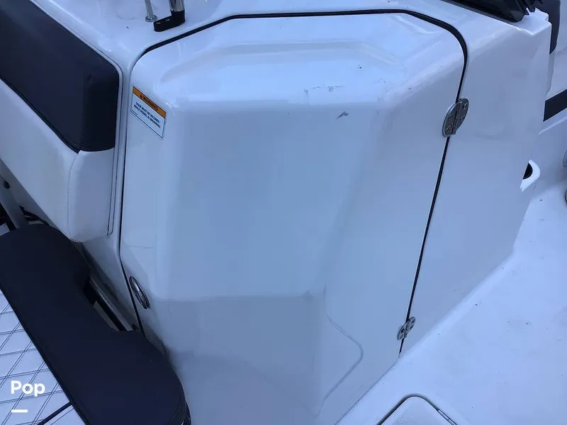 Slide: The Image of Bayliner DX 2200 2022 - 14321377