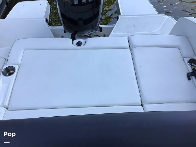 Slide: The Image of Bayliner DX 2200 2023 - 14320471