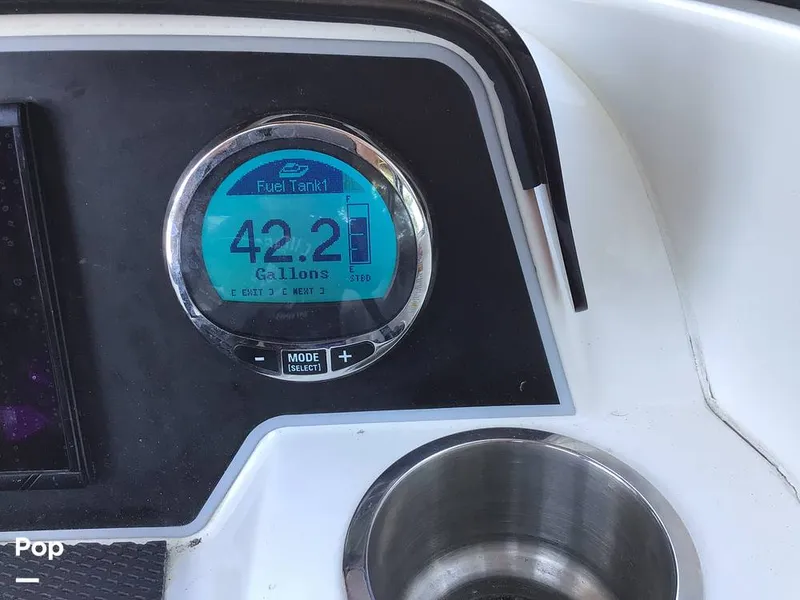 Slide: The Image of Bayliner DX 2200 2023 - 14320437