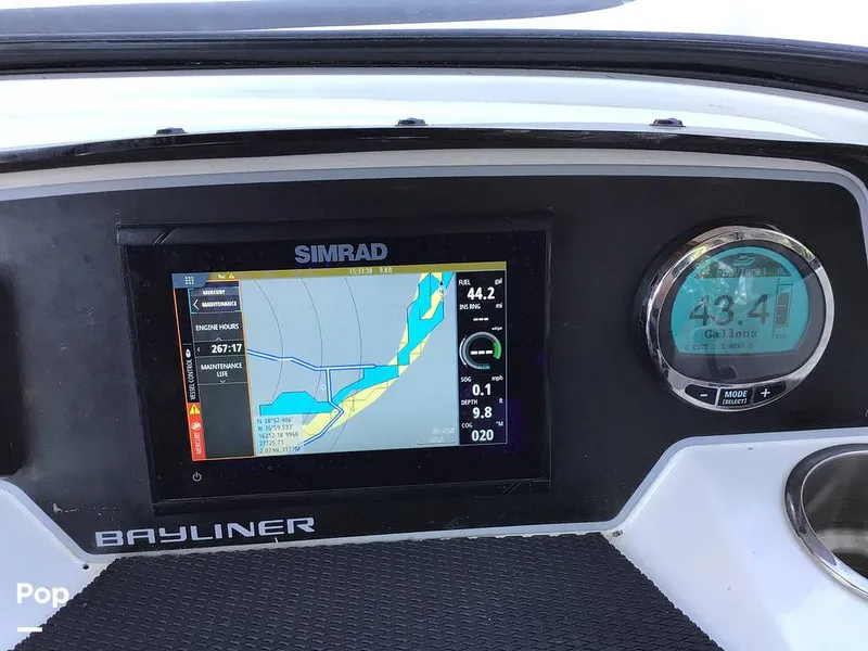 Slide: The Image of Bayliner DX 2200 2023 - 14320441