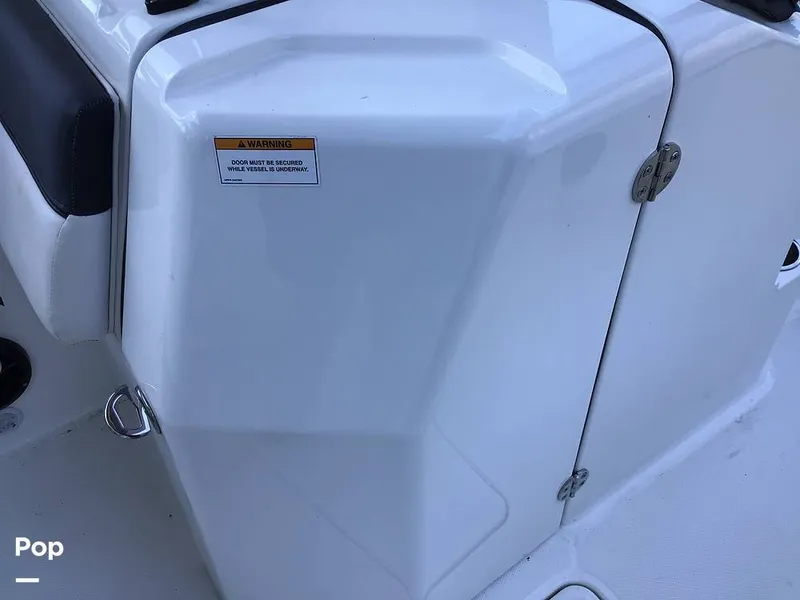 Slide: The Image of Bayliner DX 2200 2023 - 14320449